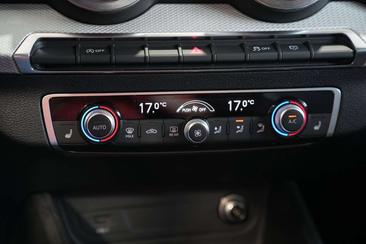 Audi Q2 Advanced 35 TFSI — photo 23