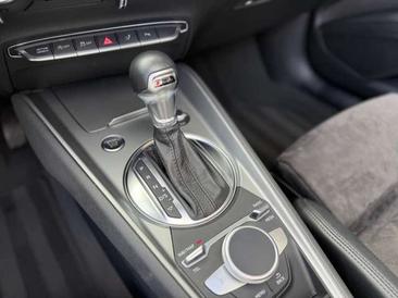 Audi TT S Line 40 TFSI — photo 34