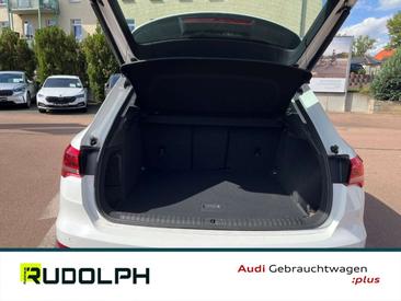 Audi Q3 45 TFSIe — photo 9
