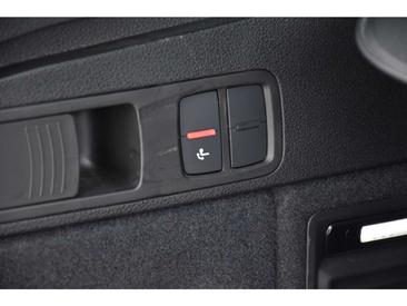 Audi Q5 S Line 40 TDI — photo 24