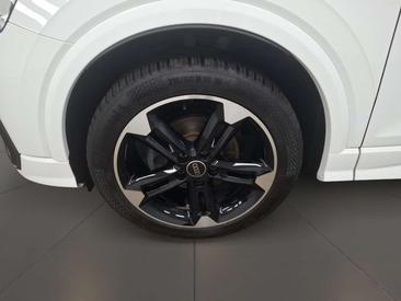 Audi Q2 S Line 35 TFSI — photo 6