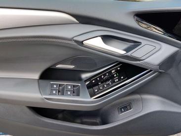 Audi A6 E-tron — photo 15