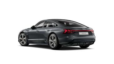 Audi E-tron GT — photo 5