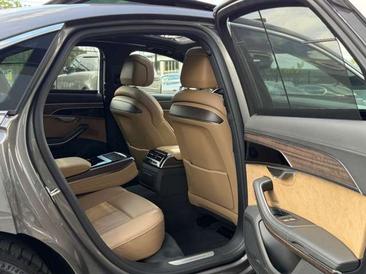 Audi A8 50 TDI — photo 14