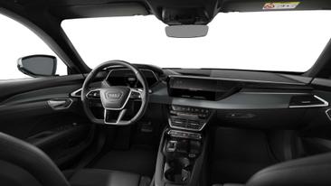 Audi E-tron GT — photo 8