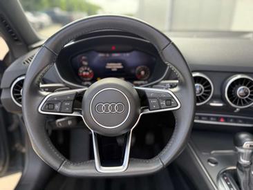 Audi TT S Line 40 TFSI — photo 27