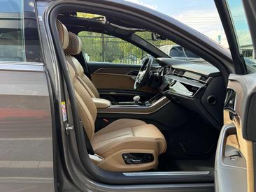 Audi A8 50 TDI — photo 18