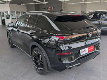 Volkswagen T-Roc ETSI R-Line — photo 3