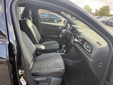 Volkswagen T-Roc R-Line — photo 25