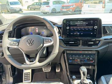 Volkswagen T-Roc R-Line — photo 13