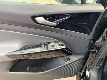 Volkswagen ID.5 Pro Performance — photo 12