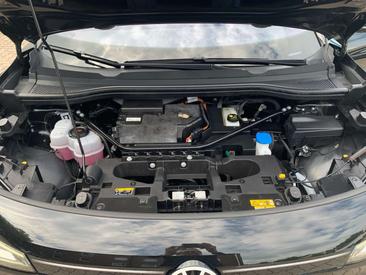 Volkswagen ID.5 Pro Performance — photo 19