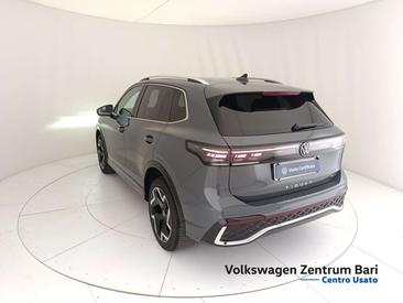 Volkswagen TIGUAN 4Motion R-Line — photo 13