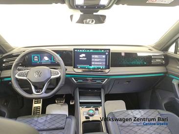 Volkswagen TIGUAN 4Motion R-Line — photo 14
