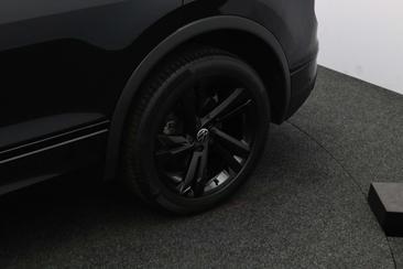 Volkswagen TIGUAN EHybrid R-Line — photo 23