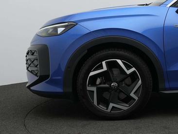 Volkswagen T-Roc TSI R-Line — photo 10