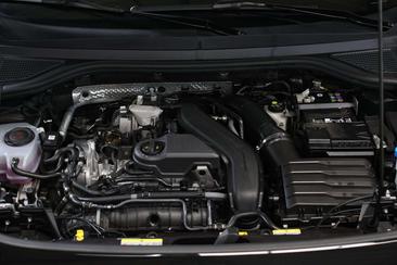 Volkswagen T-Roc ETSI R-Line — photo 10