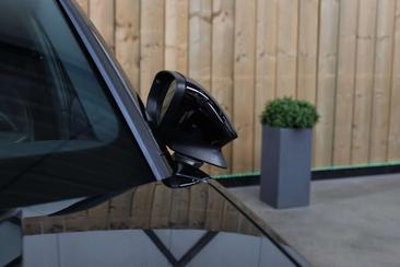 Volkswagen T-Roc ETSI R-Line — photo 12
