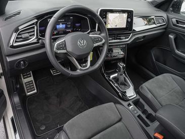 Volkswagen T-Roc R-Line — photo 11