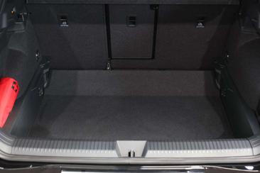 Volkswagen T-Roc ETSI R-Line — photo 20