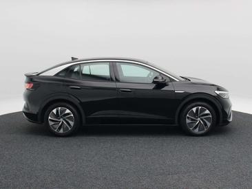 Volkswagen ID.5 Pro — photo 6