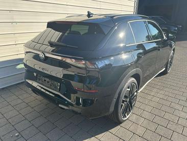 Volkswagen T-Roc R-Line — photo 3