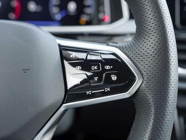 Volkswagen T-Roc TDI 4Motion R-Line — photo 11
