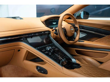 Aston Martin DB12 V8 — photo 25