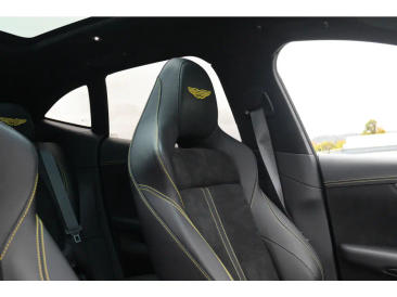 Aston Martin DBX 707 — photo 5