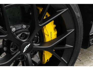 Aston Martin DBX 707 — photo 15