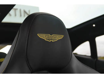 Aston Martin DBX 707 — photo 30
