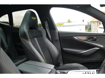 Aston Martin DBX 707 — photo 32