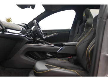 Aston Martin DBX 707 — photo 39