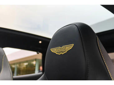 Aston Martin DBX 707 — photo 42