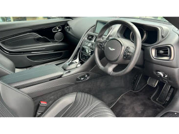 Aston Martin DB11 DB11 V8 Coupe — photo 3
