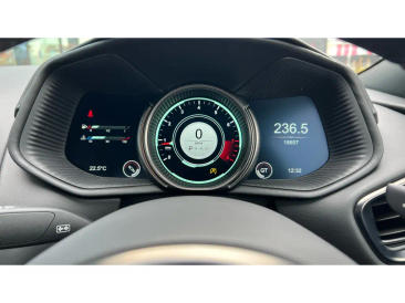 Aston Martin DB11 DB11 V8 Coupe — photo 6