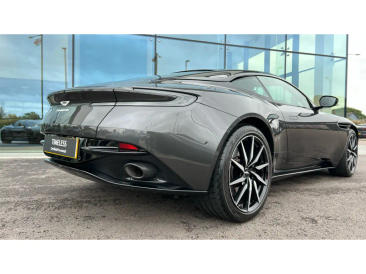 Aston Martin DB11 DB11 V8 Coupe — photo 17