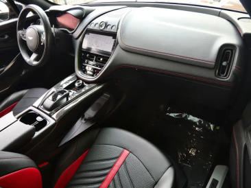 Aston Martin DBX 707 — photo 10