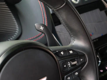 Aston Martin DBX 707 — photo 13