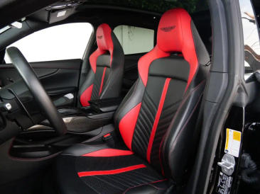 Aston Martin DBX 707 — photo 17