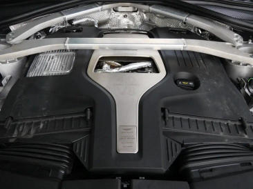 Aston Martin DBX 707 — photo 22