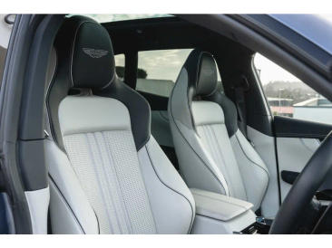 Aston Martin DBX 707 — photo 5