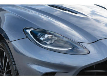 Aston Martin DBX 707 — photo 13