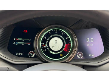 Aston Martin DB11 V8 — photo 6