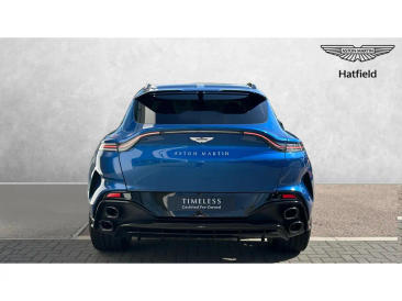 Aston Martin DBX 707 — photo 11
