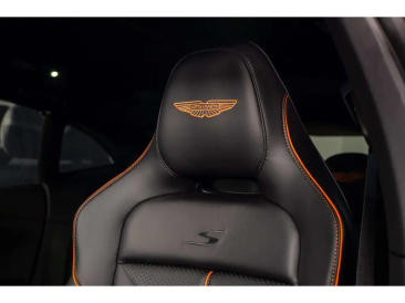 Aston Martin DBX 707 — photo 5