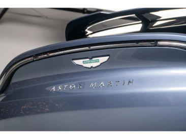 Aston Martin DBX 707 — photo 8