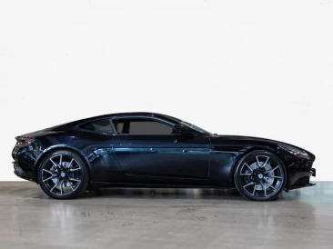 Aston Martin DB11 DB11 V8 Coupe — photo 16