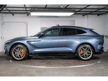 Aston Martin DBX 707 — photo 16
