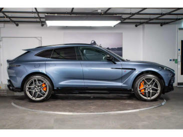 Aston Martin DBX 707 — photo 17